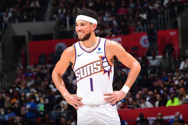 邓弗里斯：我现在不能谈皇马这个话题 国米时光令我骄傲